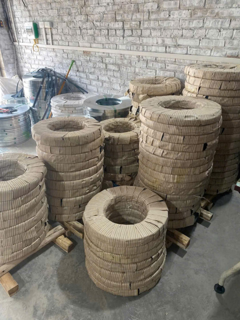 Dây đai thép dầu và Dây đai thép mạ kẽm